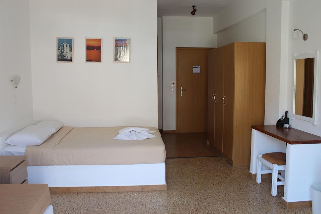 Hotel Kamari Kamáresz Szoba fotó